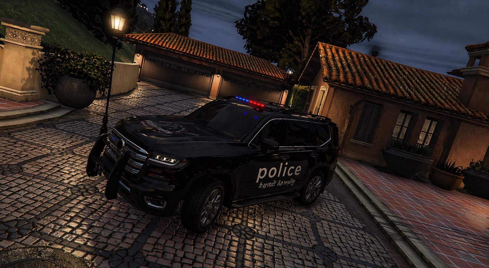 LAND CRUISER POLICE